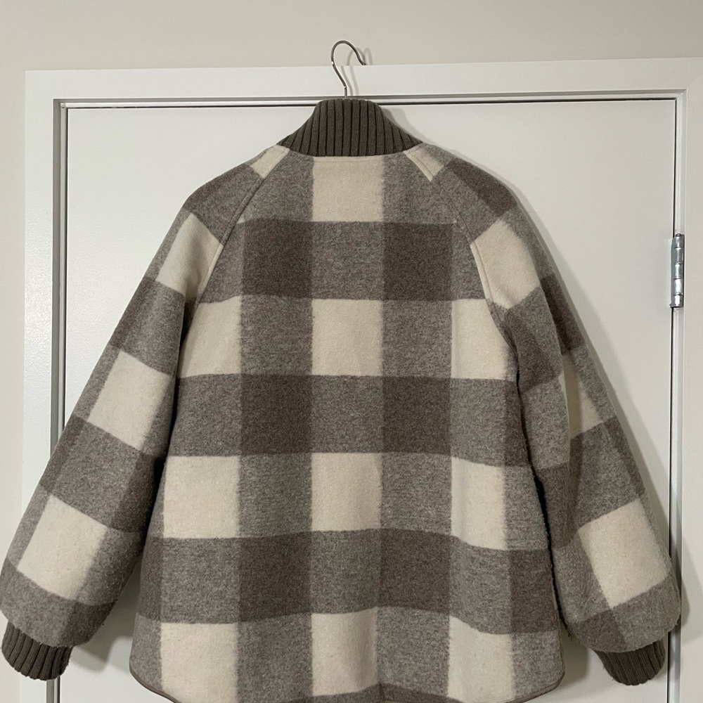 Varley Reno Reversible Quilt Jacket - Picture 3 of 8